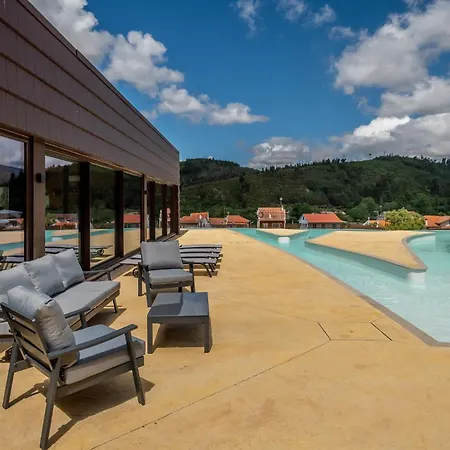 Cherry Sculpture Paul