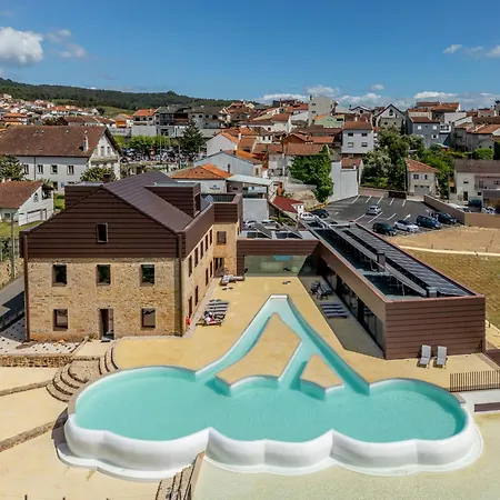 Casa rural Cherry Sculpture *